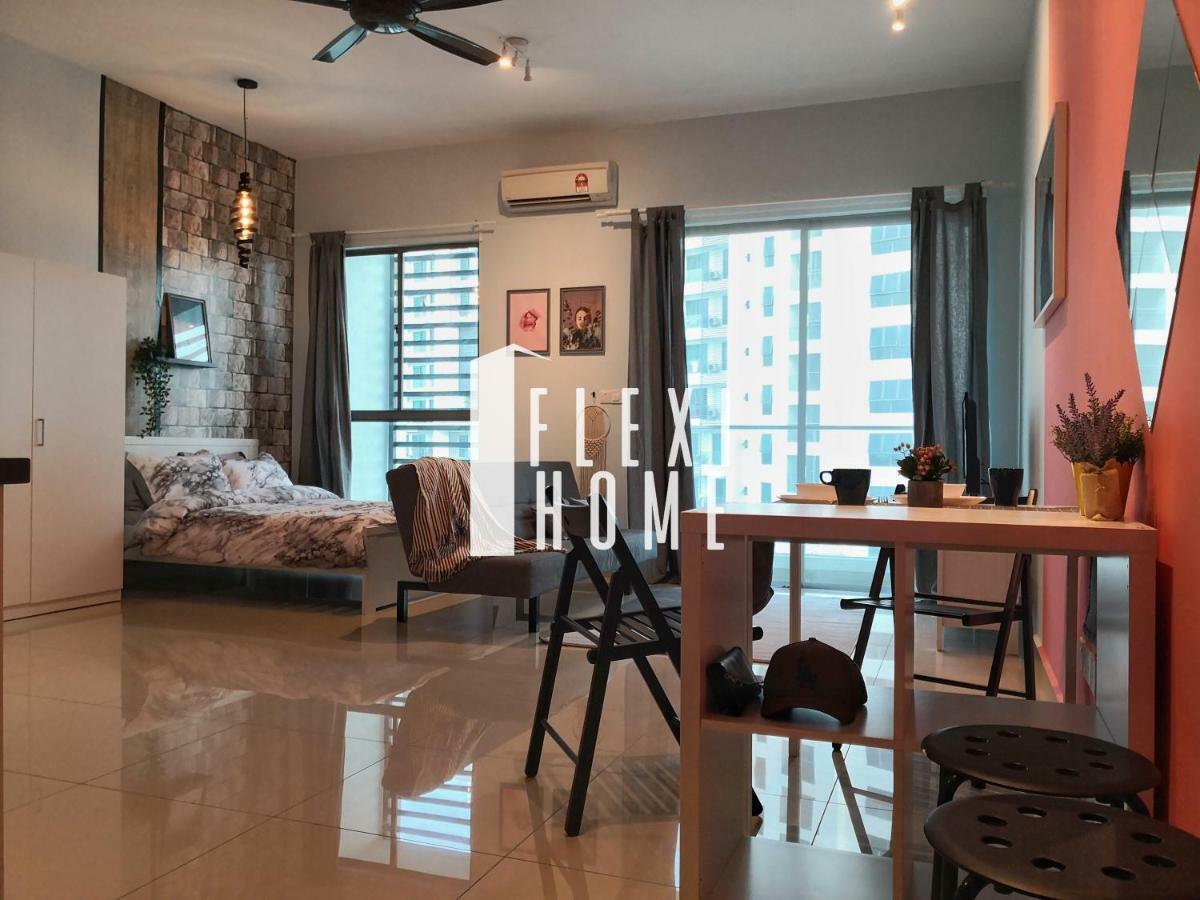 Colour-Theme Designed, Private Studio Home, Cybersquare 27B Cyberjaya, Flexihome-My Zewnętrze zdjęcie